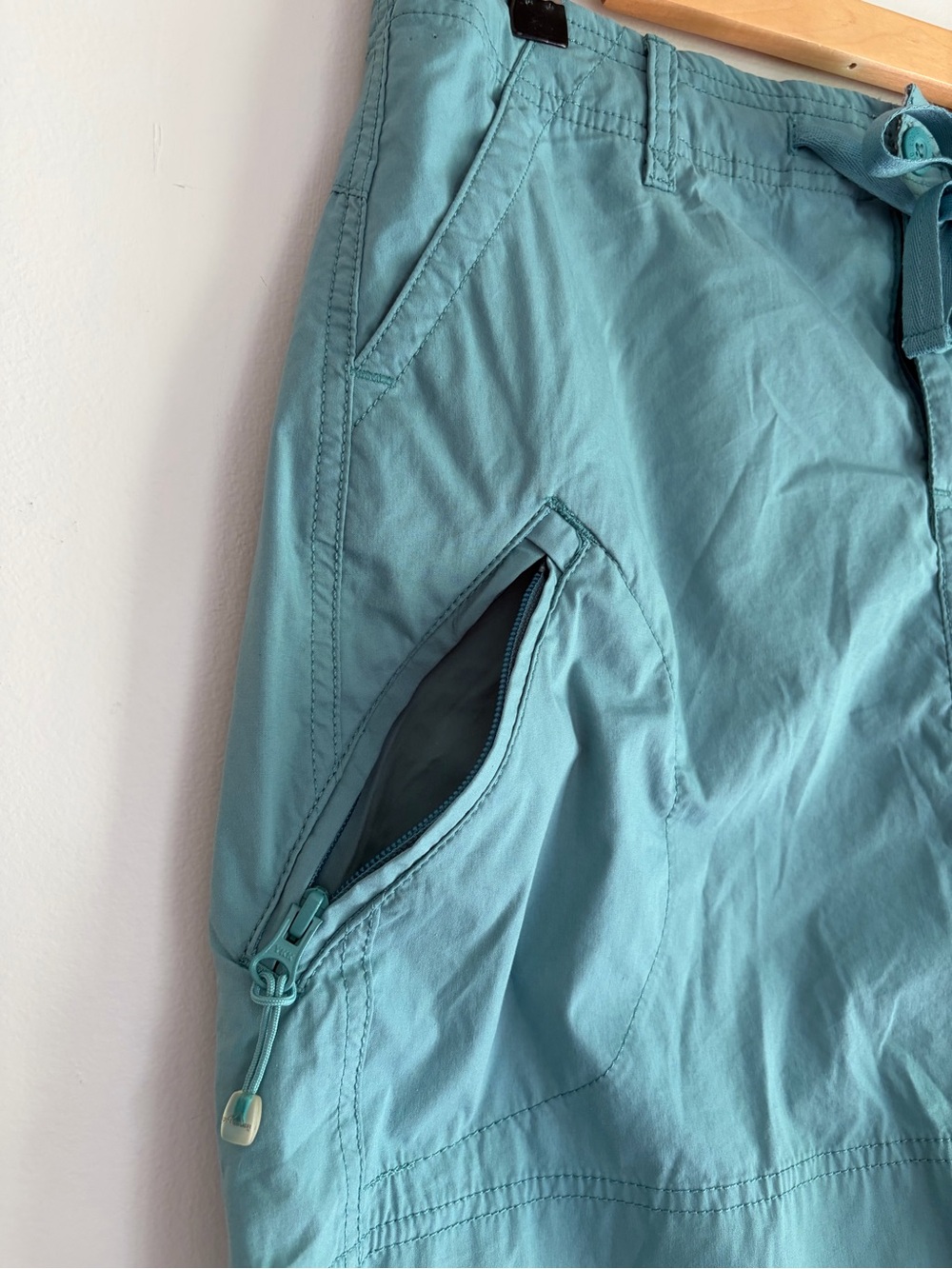 NEW Eddie Bauer Sage Green Cotton/Nylon Cargo Mini Skirt Size 8 - Picture 3 of 8